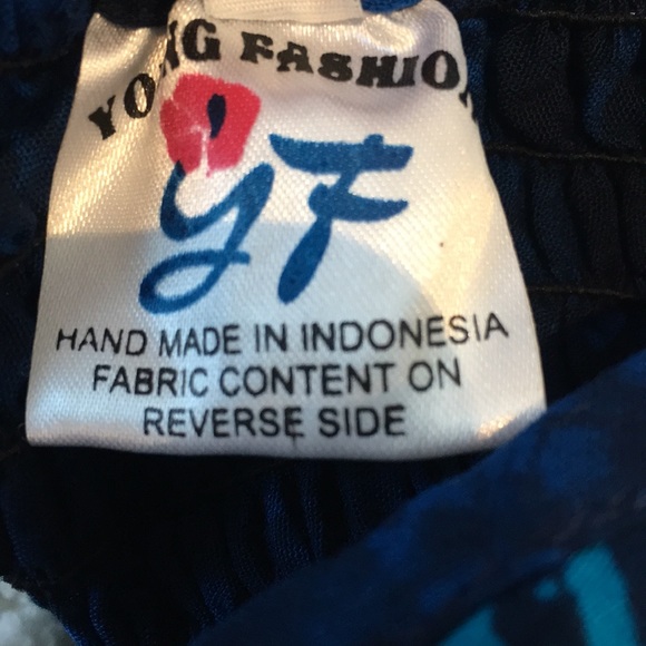 Hawaiian Print Halter Dress or Top w/Smocked Back - Picture 11 of 16